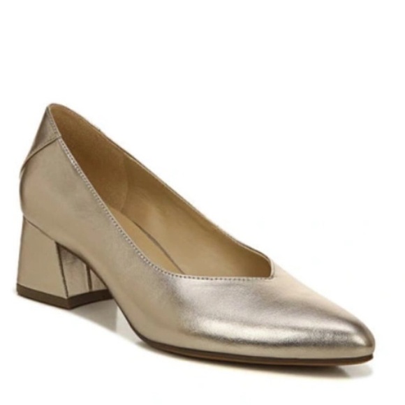 Naturalizer Malynn gold pointed Toe Pumps leather slip on low block heel 9.5 W - Picture 1 of 14